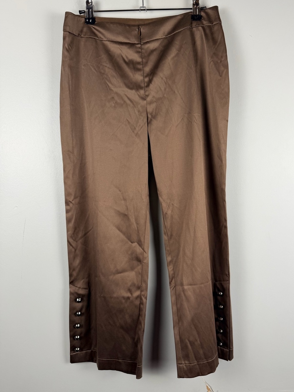 New Joseph Ribcoff taupe brown front zip button capri size 6